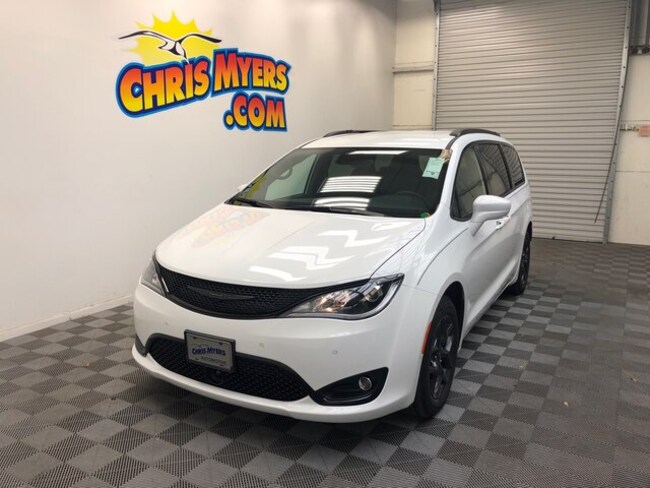 New 2020 Chrysler Pacifica For Sale At Chris Myers