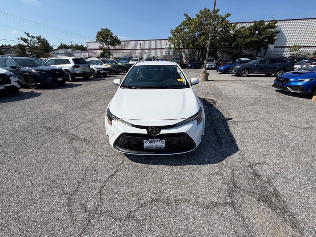 Used 2024 Toyota Corolla LE Sedan