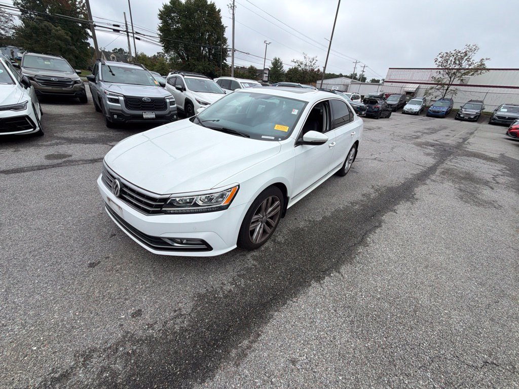 Used 2017 Volkswagen Passat 1.8T SE Sedan
