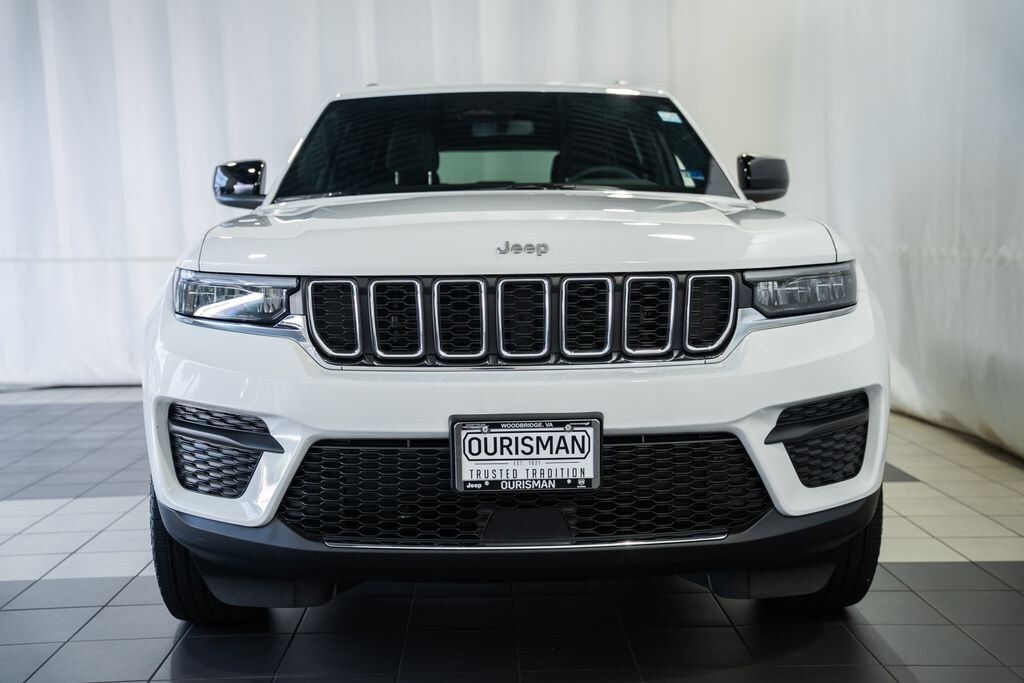 Certified 2024 Jeep Grand Cherokee Laredo SUV