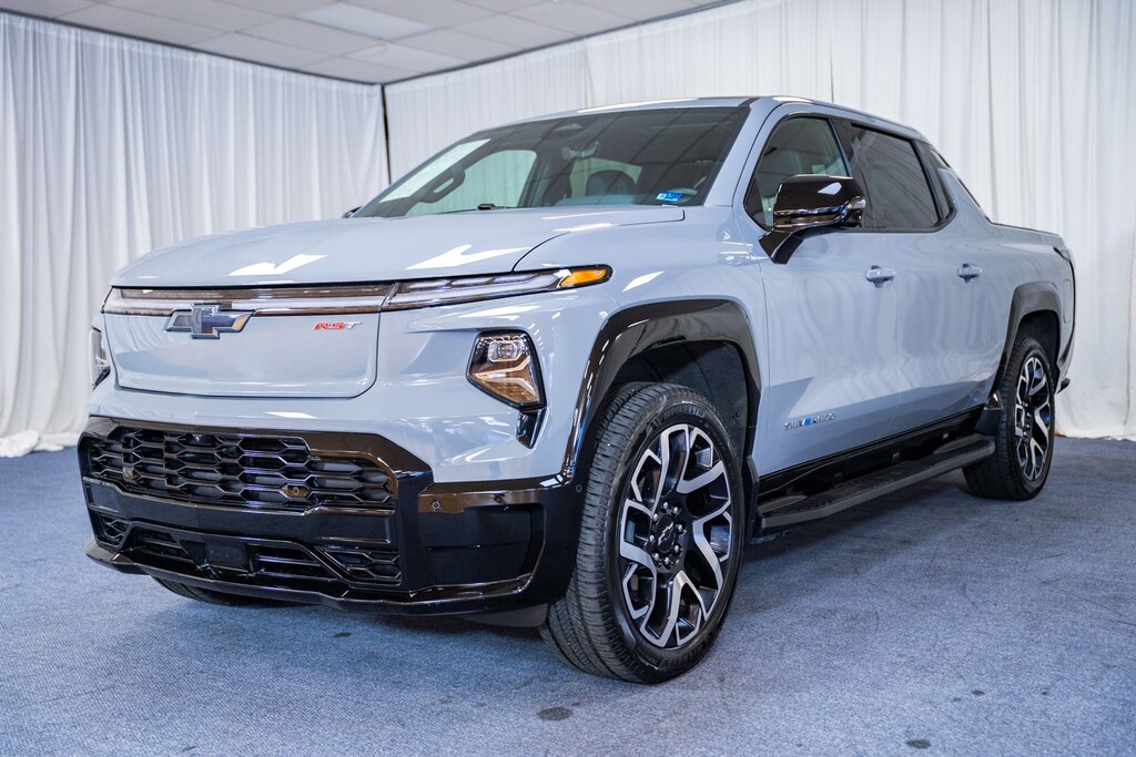 Certified 2025 Chevrolet Silverado EV RST Truck