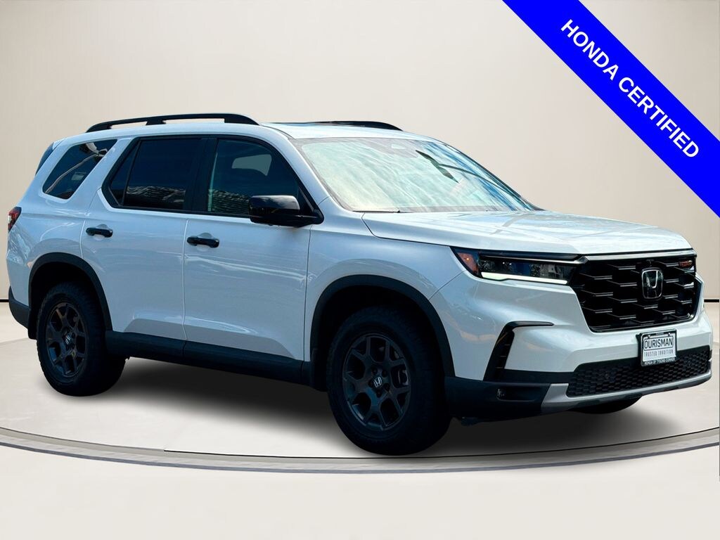 Certified 2025 Honda Pilot TrailSport SUV