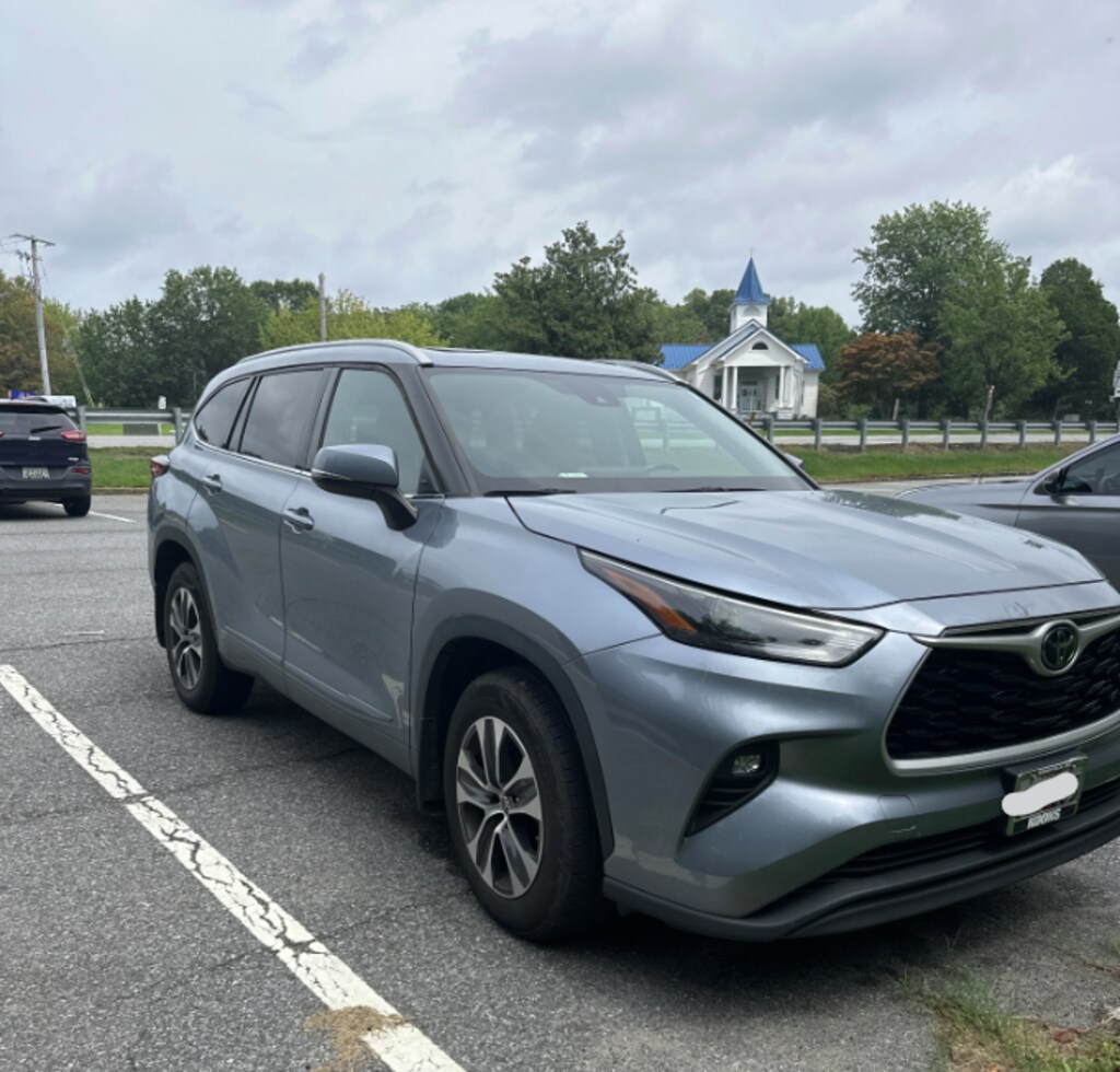Used 2022 Toyota Highlander XLE SUV