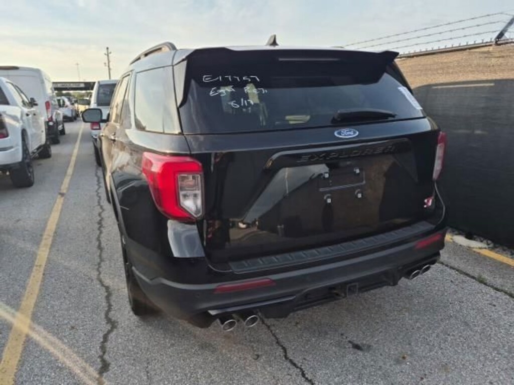 Used 2023 Ford Explorer ST SUV