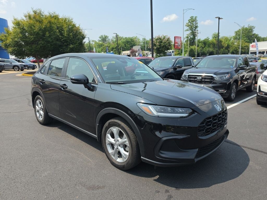 Certified 2025 Honda HR-V LX SUV