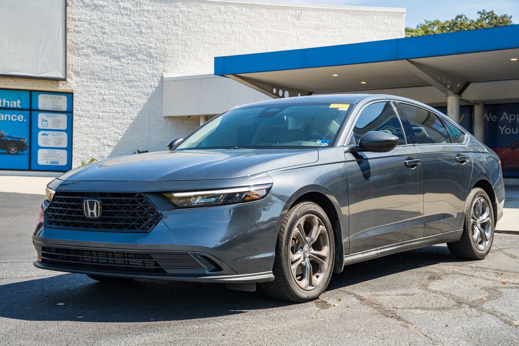 Used 2024 Honda Accord EX Sedan