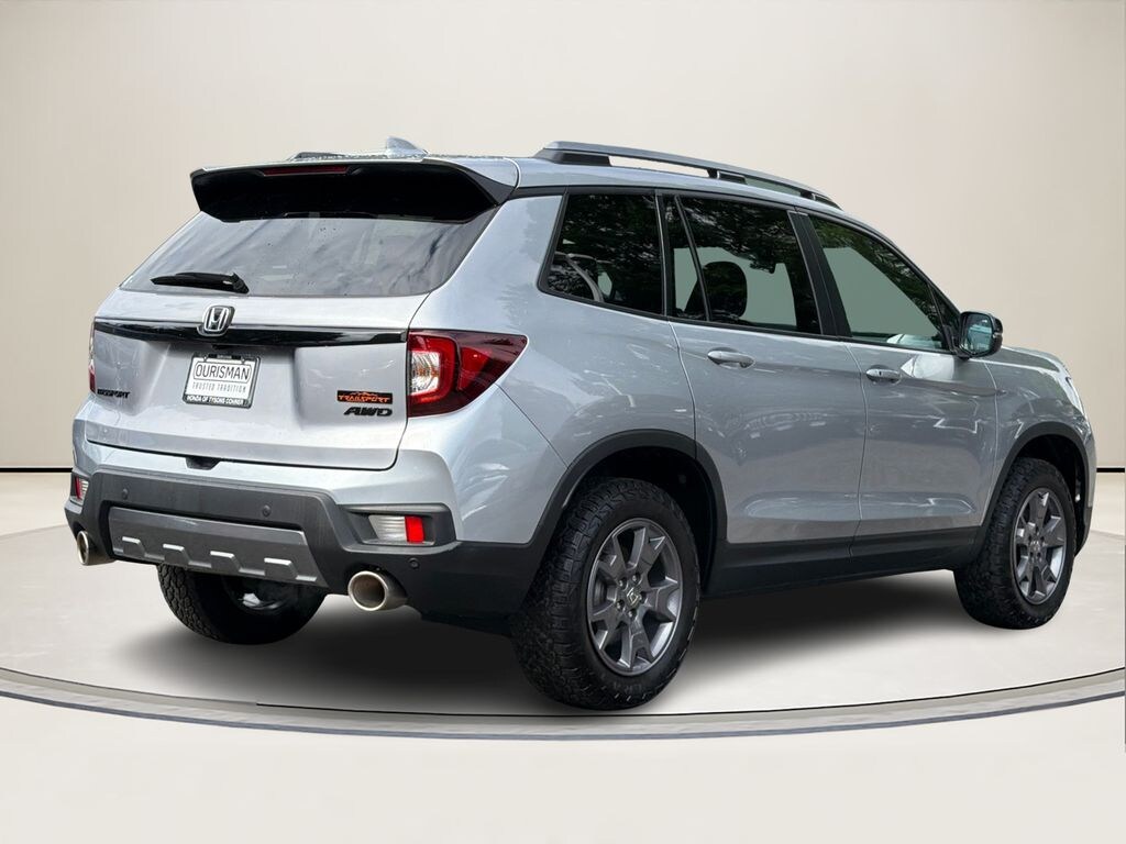 Used 2024 Honda Passport TrailSport SUV