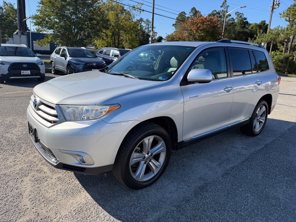 Used 2013 Toyota Highlander Limited SUV