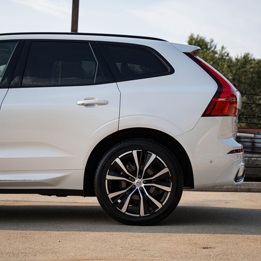 Certified 2024 Volvo XC60 B5 Plus Dark Theme SUV