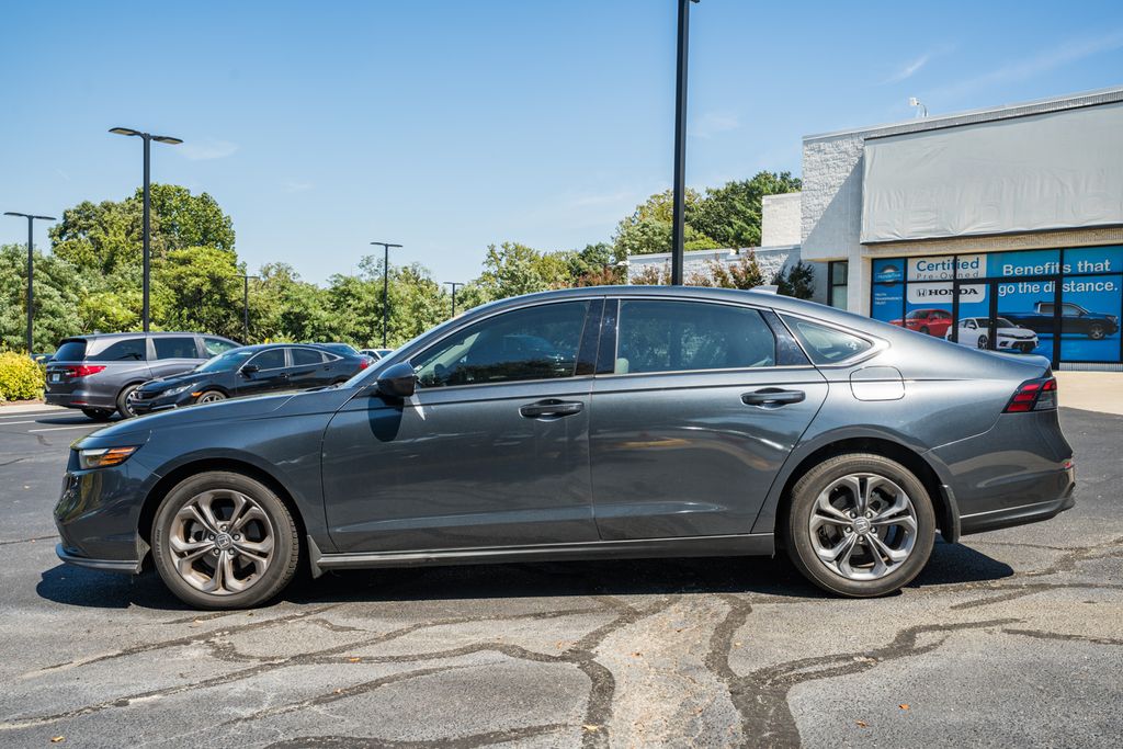 Used 2024 Honda Accord EX Sedan