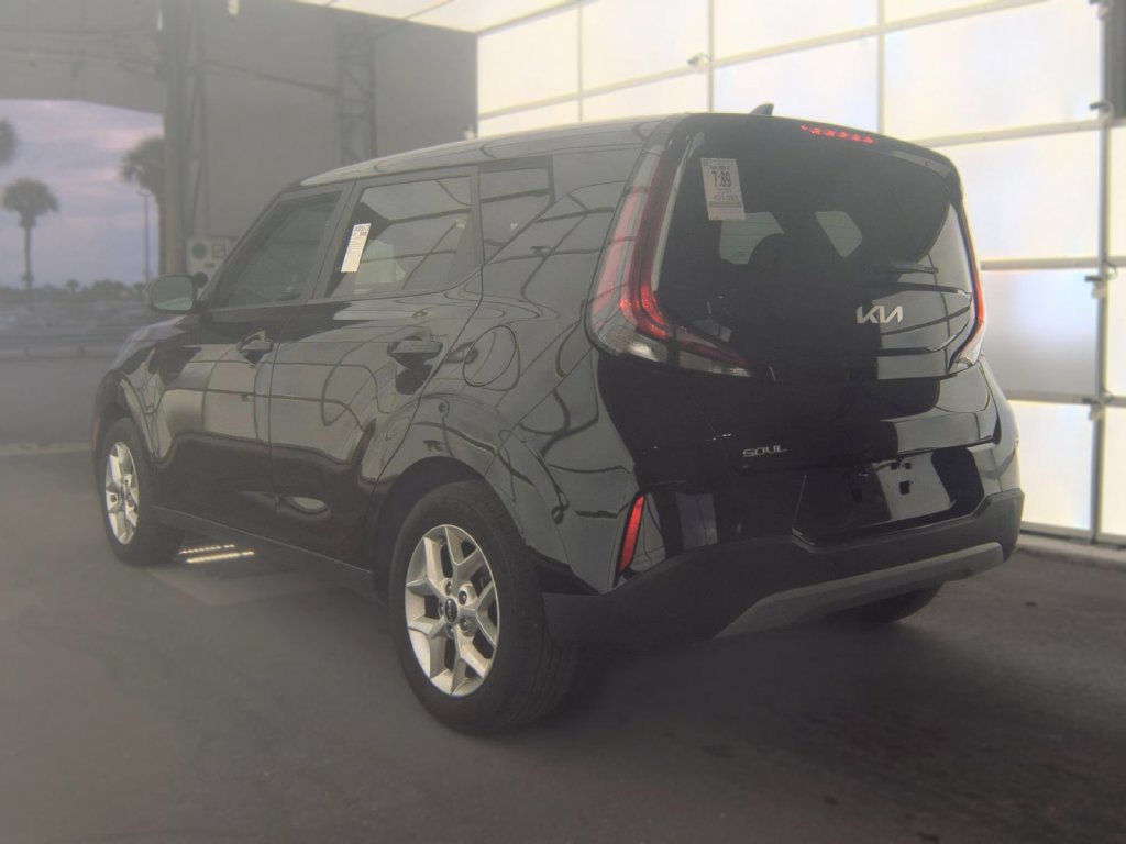 Used 2023 Kia Soul S Hatchback
