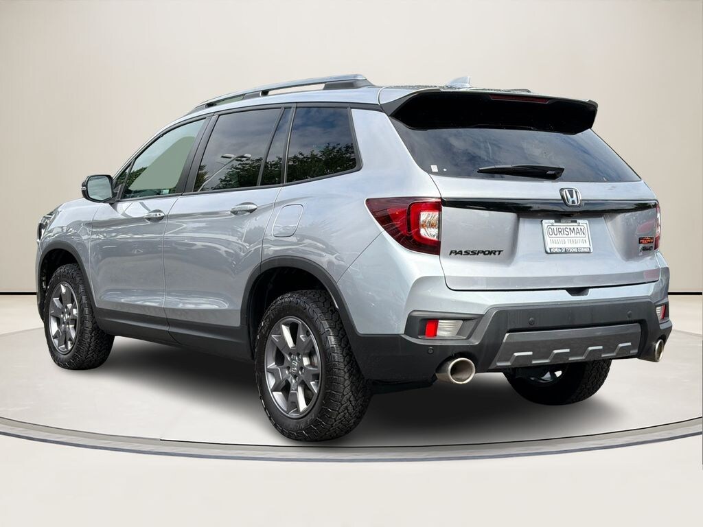 Used 2024 Honda Passport TrailSport SUV