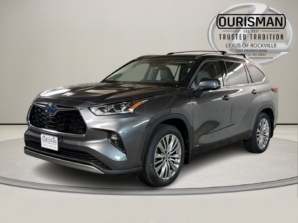 Used 2022 Toyota Highlander Hybrid Platinum SUV