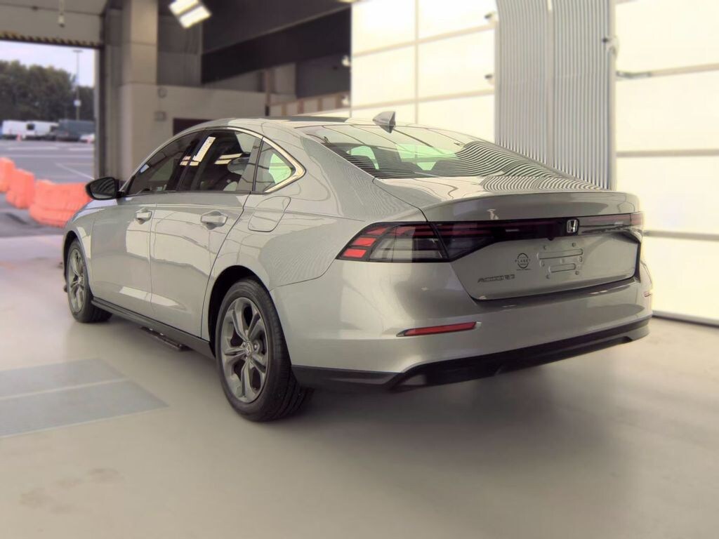 Used 2024 Honda Accord EX Sedan