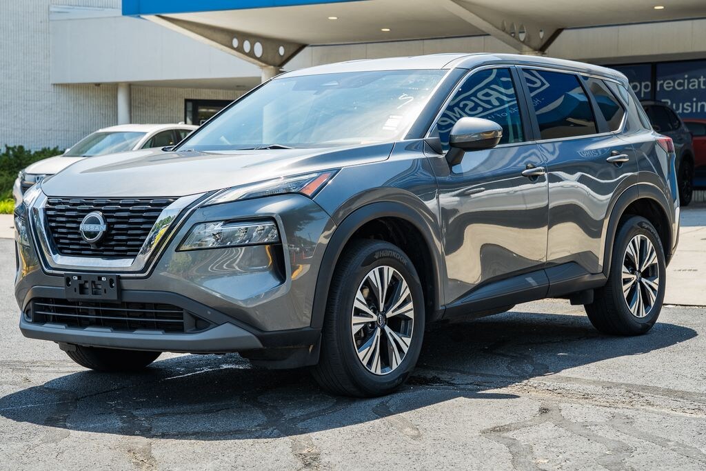 Used 2022 Nissan Rogue SV SUV