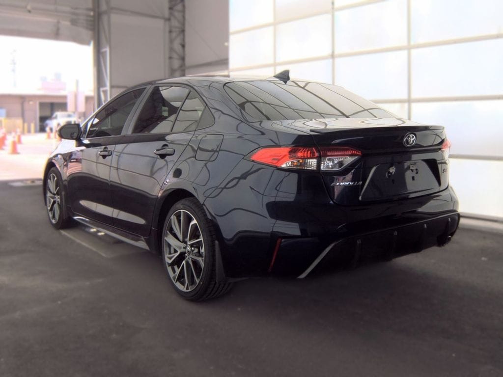 Used 2025 Toyota Corolla SE Sedan