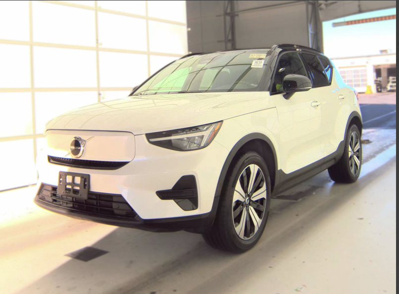 Used 2023 Volvo XC40 Recharge Pure Electric Twin Core SUV