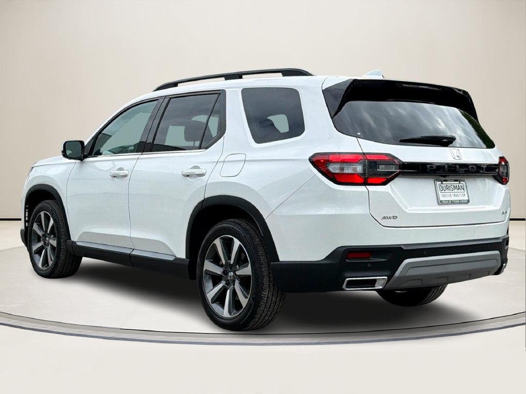 Certified 2025 Honda Pilot Elite SUV