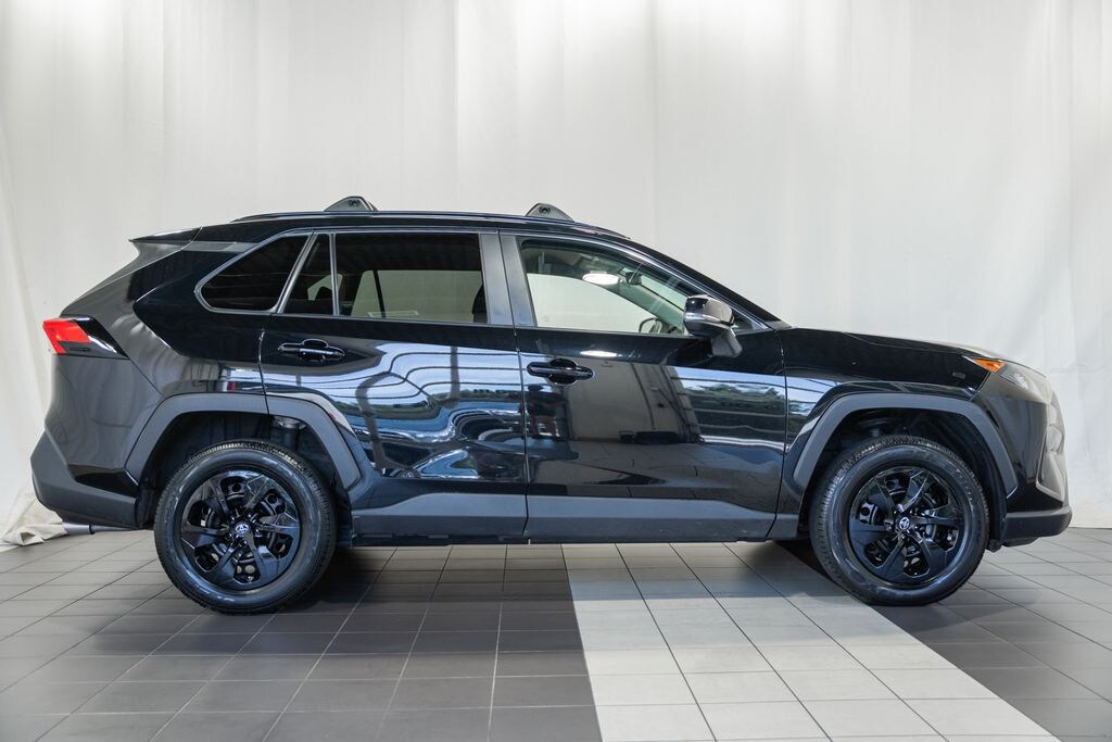 Used 2021 Toyota RAV4 LE SUV