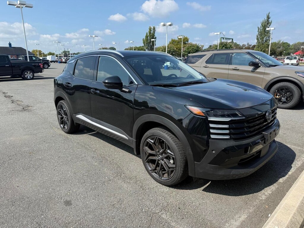 Certified 2025 Nissan Kicks SR SUV