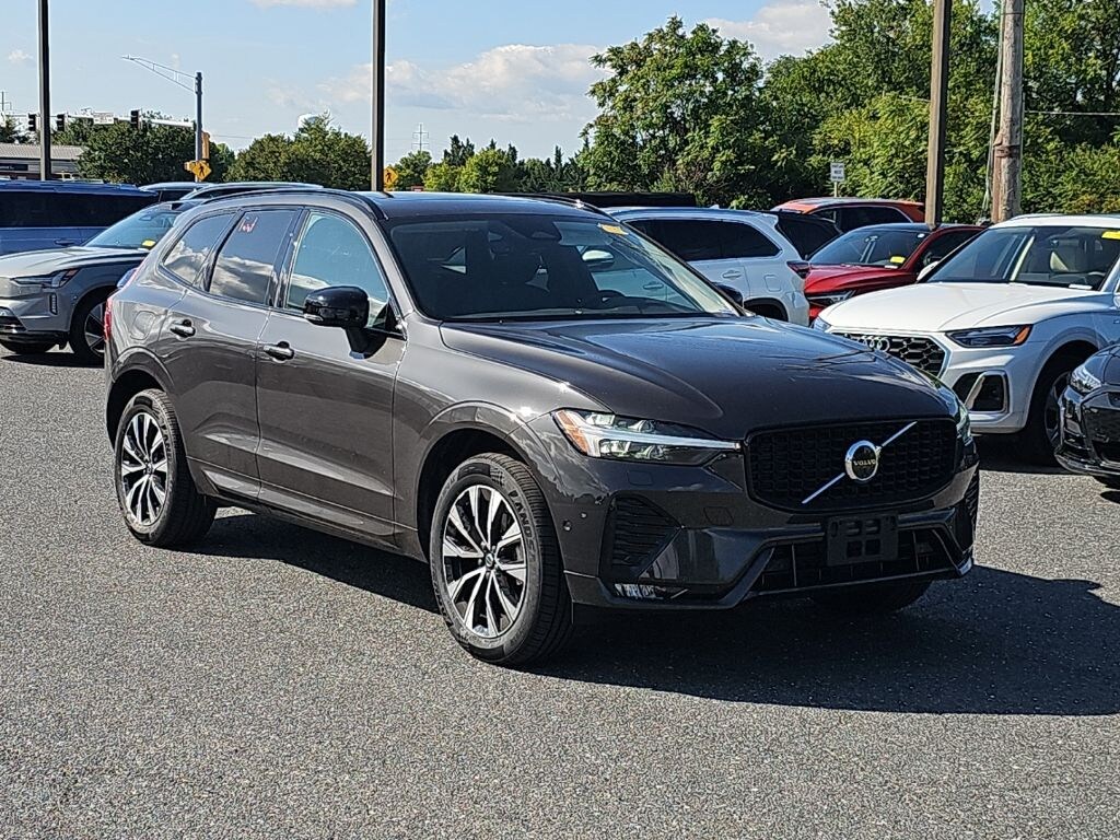 Used 2025 Volvo XC60 B5 Plus SUV