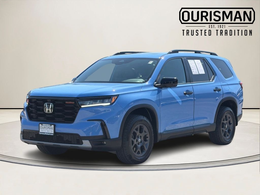 Used 2024 Honda Pilot TrailSport SUV