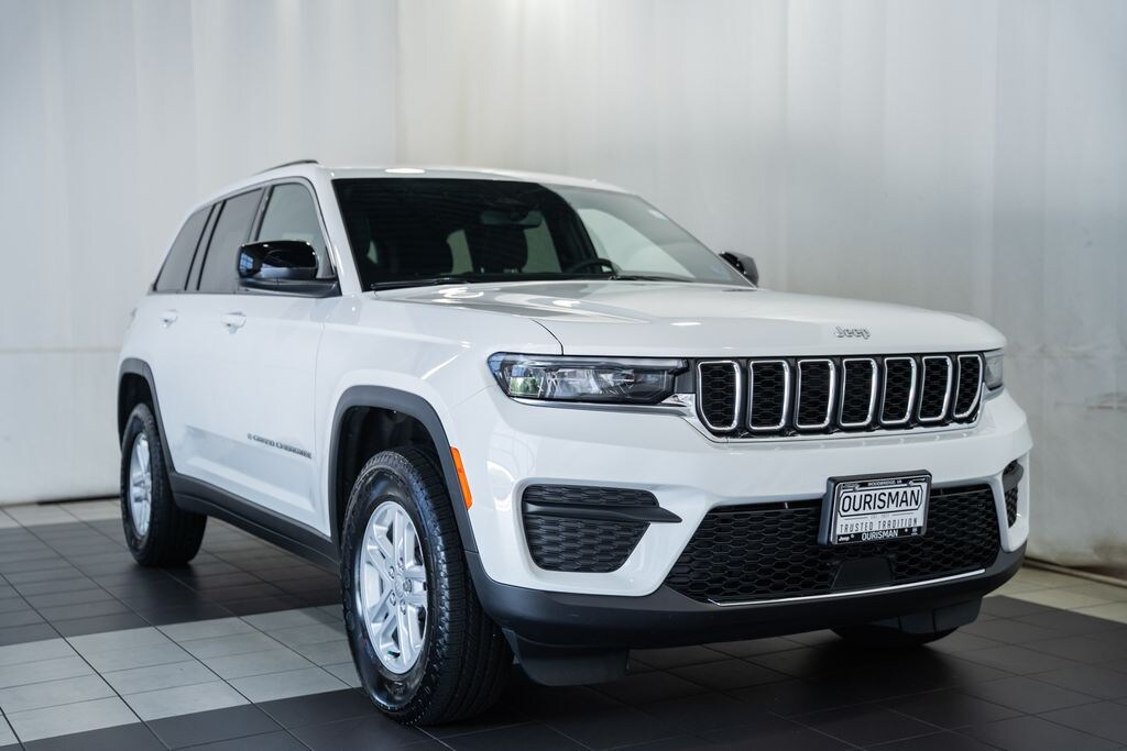 Certified 2024 Jeep Grand Cherokee Laredo SUV