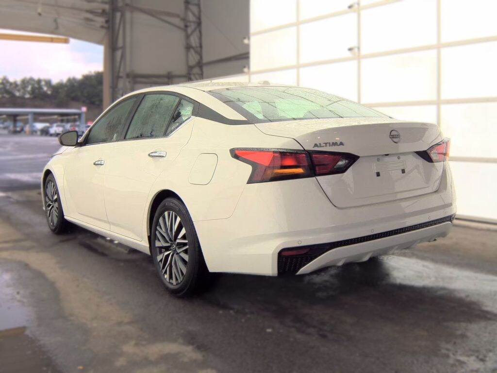 Used 2025 Nissan Altima 2.5 SV Sedan