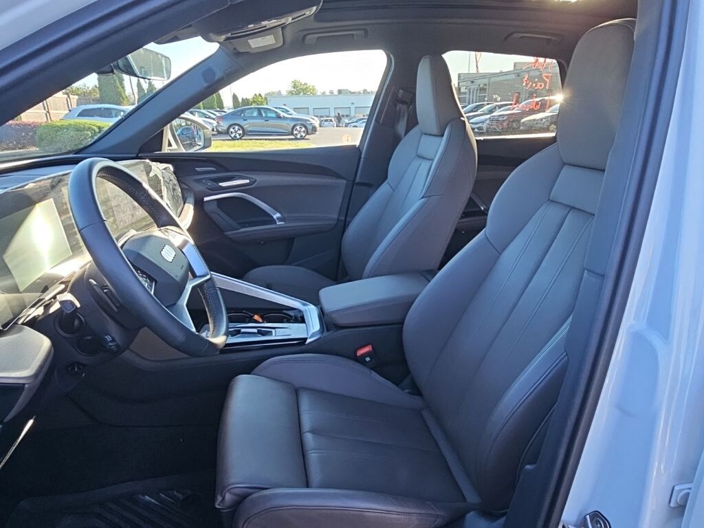 Used 2025 Audi Q5 2.0T Premium Plus SUV