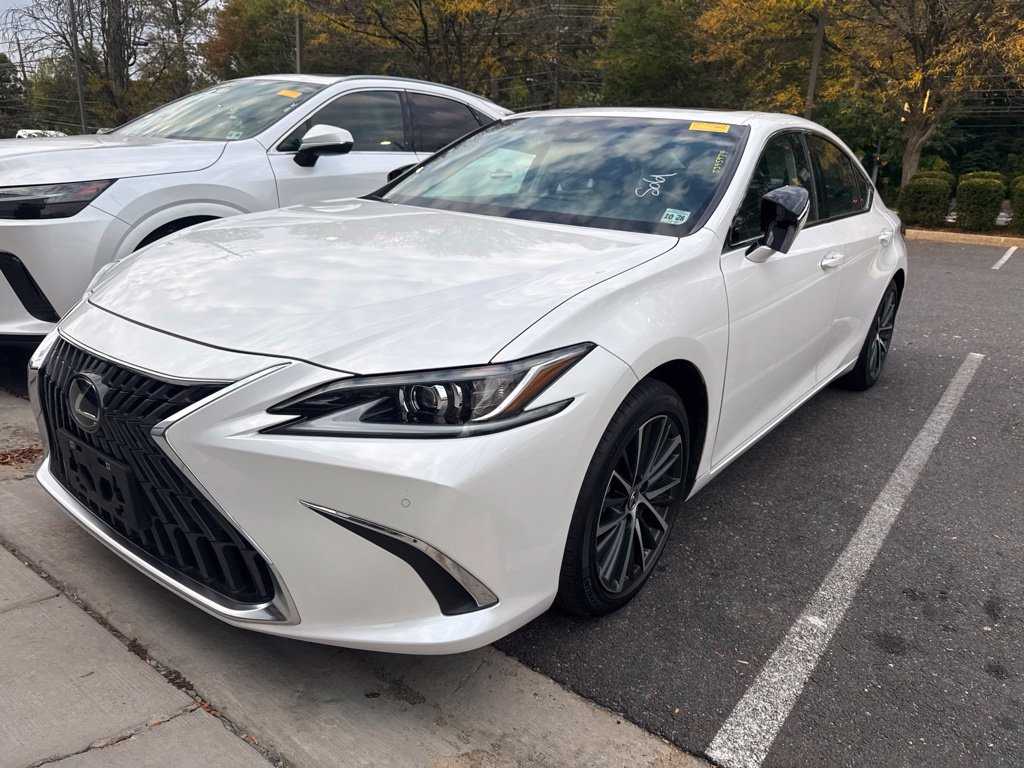 Used 2024 Lexus ES 350 Sedan
