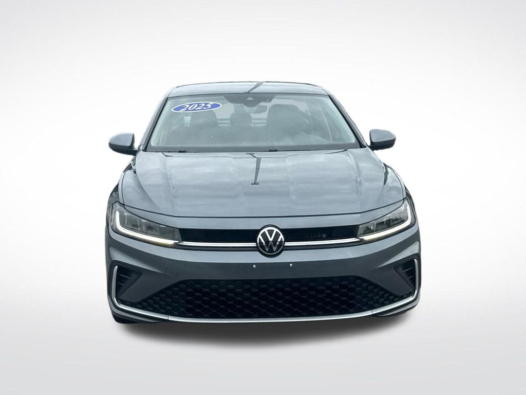 Used 2025 Volkswagen Jetta SE with VIN 3VWEX7BU1SM023326 for sale in Temple Hills, MD