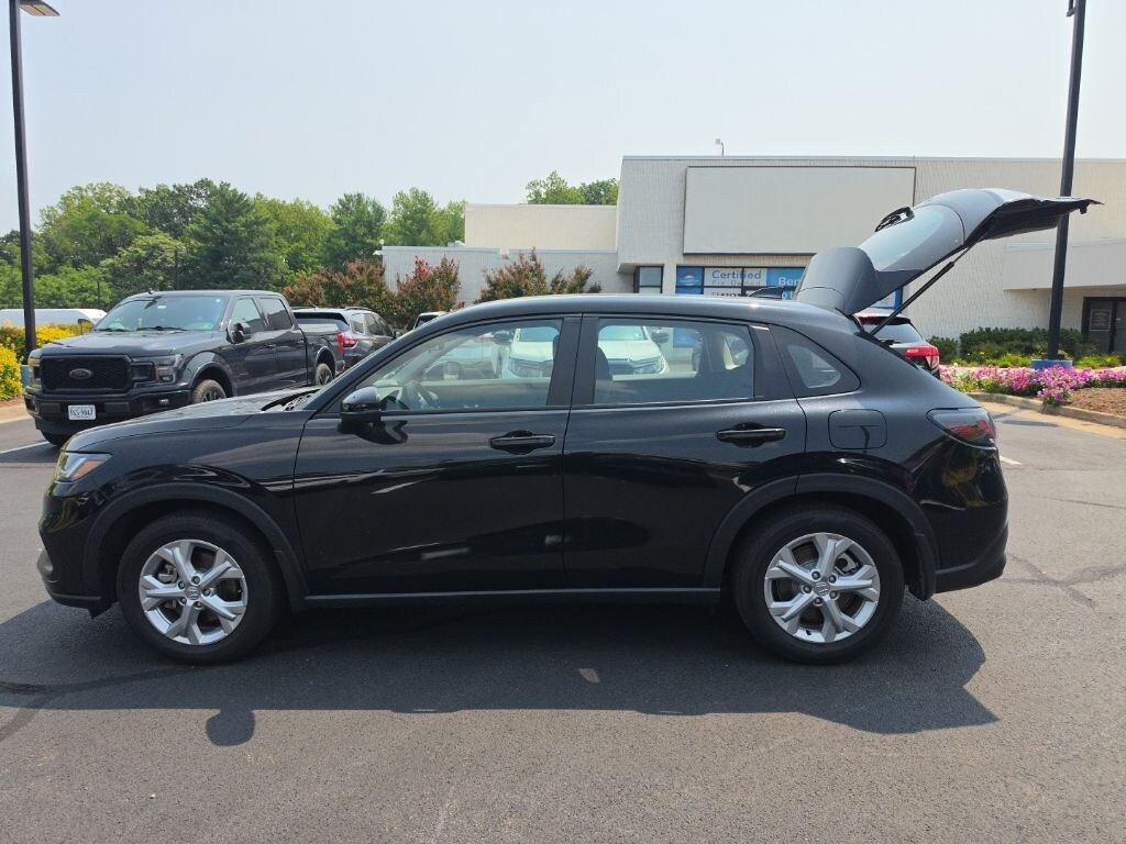Certified 2025 Honda HR-V LX SUV