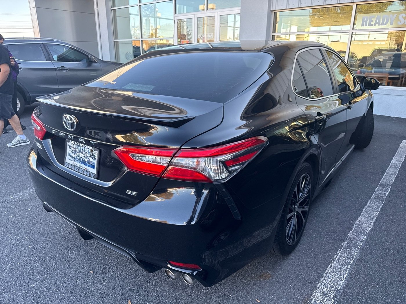 Used 2018 Toyota Camry SE Sedan