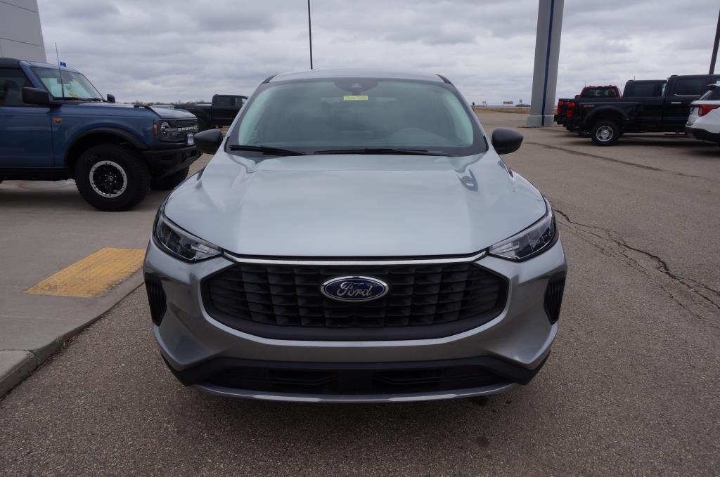 2023 Ford Escape Active photo 2