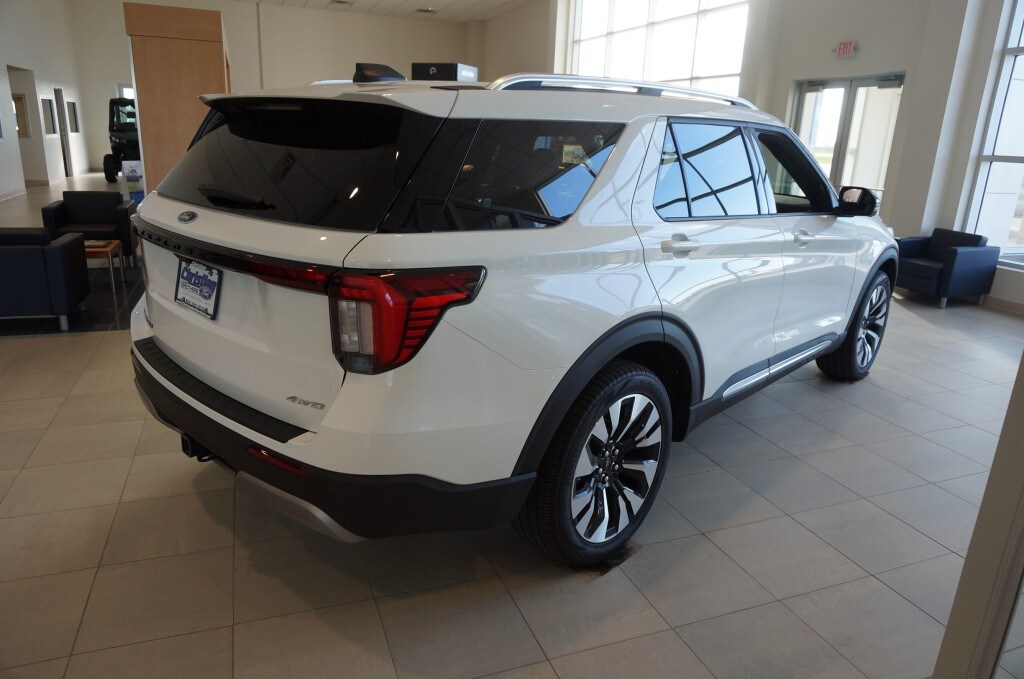 2026 Ford Explorer Platinum - Photo 3