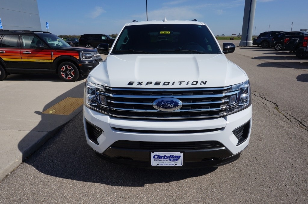 2020 Ford Expedition XL photo 2