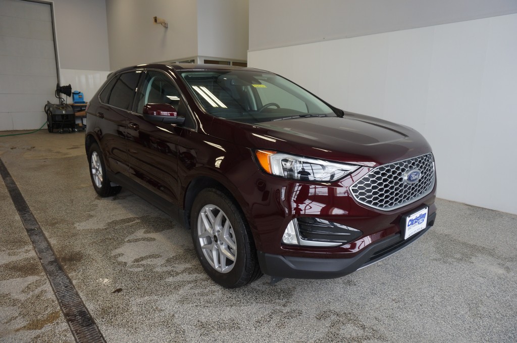 2024 Ford Edge 
