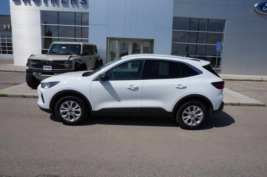 2024 Ford Escape 
