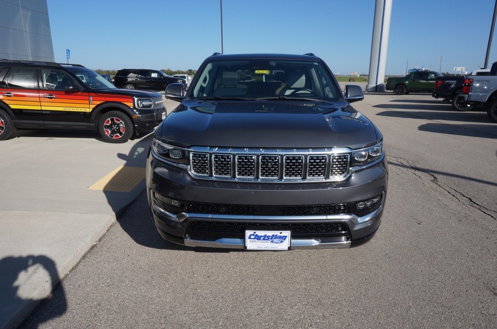 2022 Jeep Grand Wagoneer Series II - Photo 7