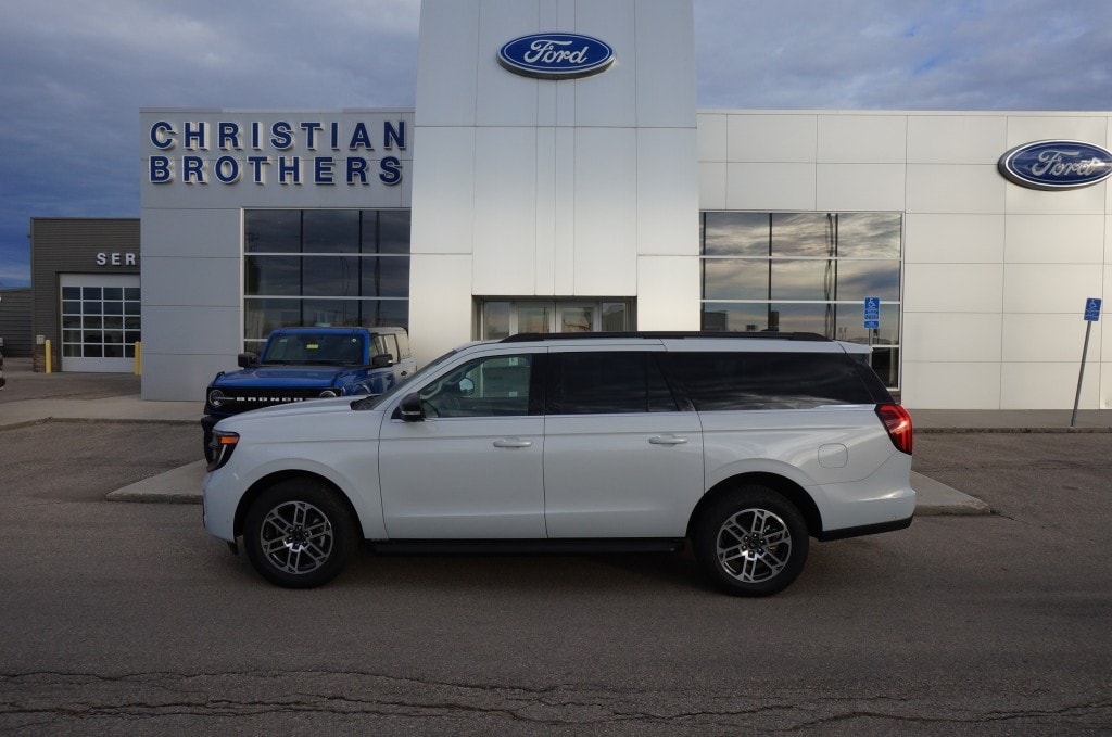 2025 Ford Expedition Active's photo