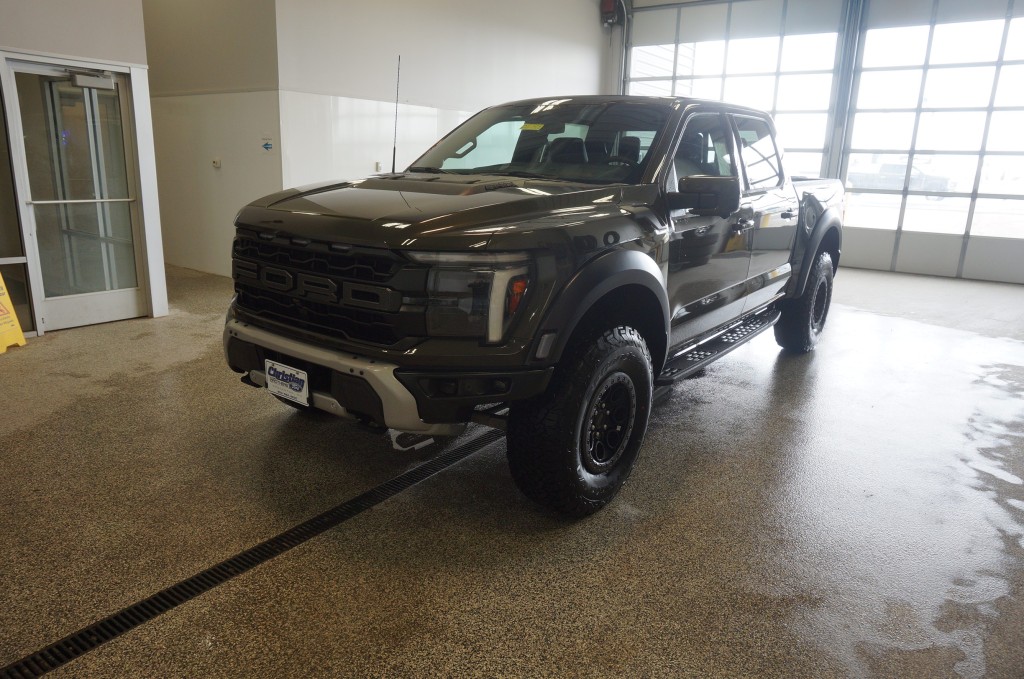 2026 Ford F-150 Raptor 4x4 SuperCrew 5-1/2 Box's photo