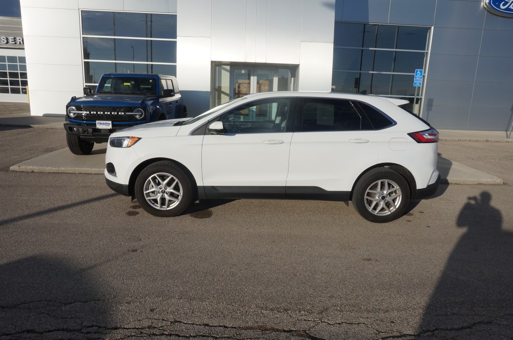 2024 Ford Edge SEL's photo