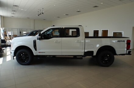 2025 Ford F-250 SD Lariat Crew Cab 4WD TRUCK