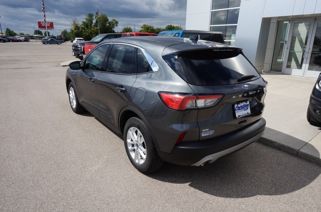 2020 Ford Escape SE photo 3