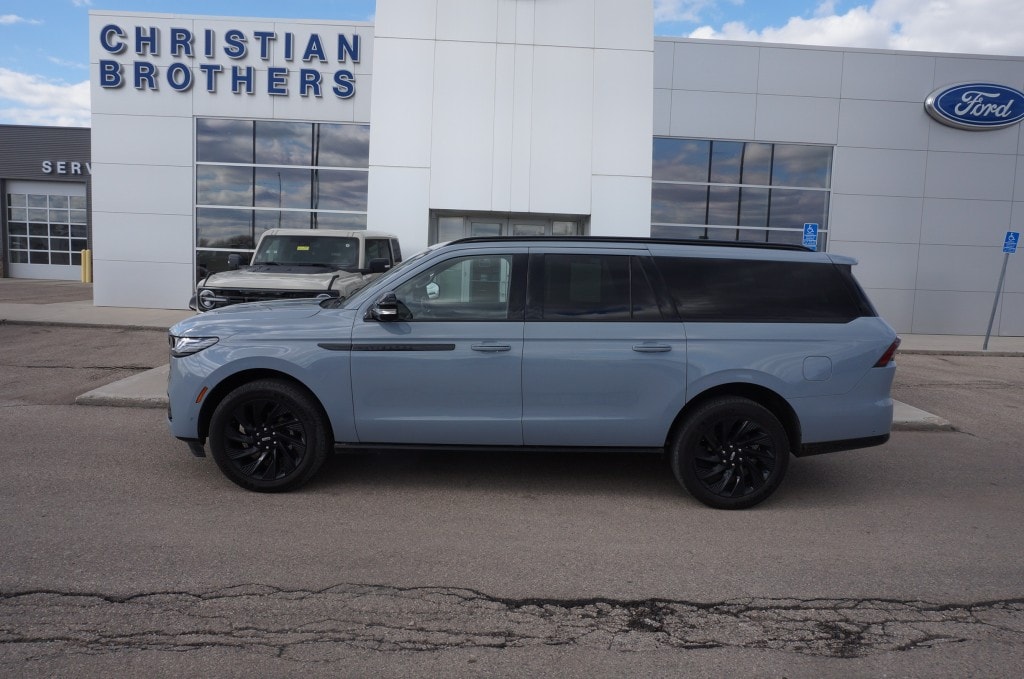2025 Lincoln Navigator Reserve L 4WD's photo