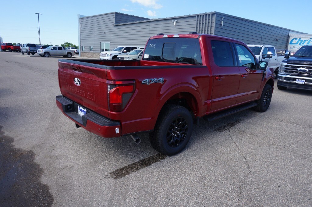 2025 Ford F-150 XLT photo 4