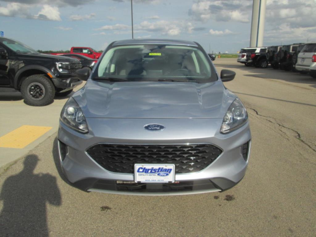 2022 Ford Escape SE photo 3