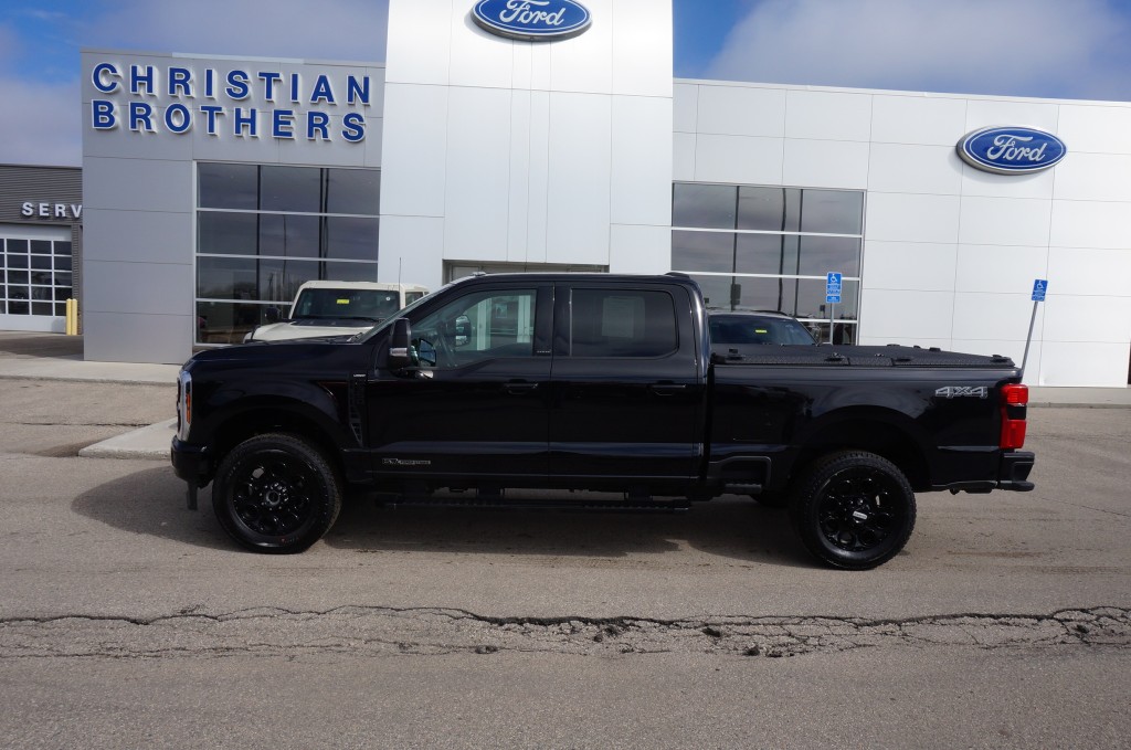 2025 Ford F-350 Lariat 4x4 Crew Cab 6-3/4' Box SRW's photo