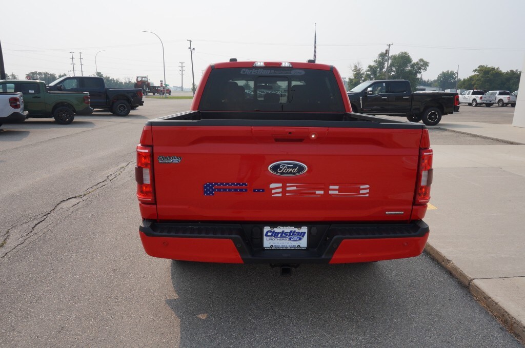 2023 Ford F-150 XLT photo 4