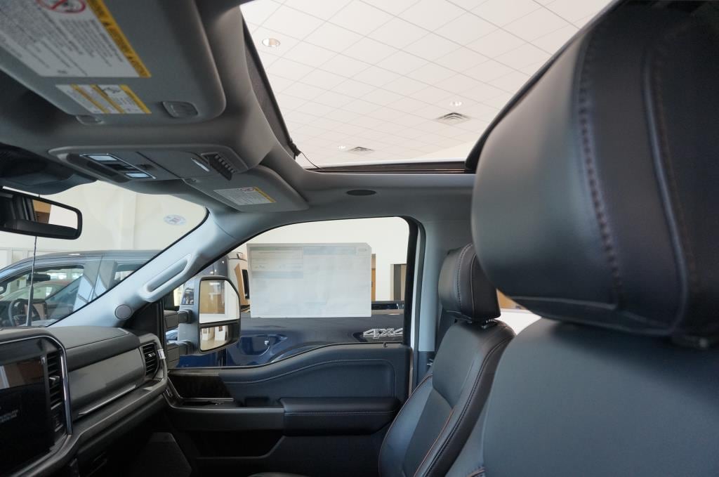 2025 Ford F-250 Super Duty Lariat - Photo 12